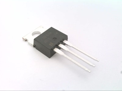 VISHAY IRF830APBF