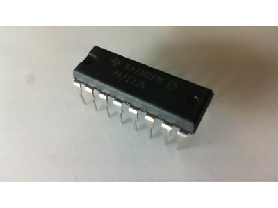 TEXAS INSTRUMENTS SEMI MAX232NE4