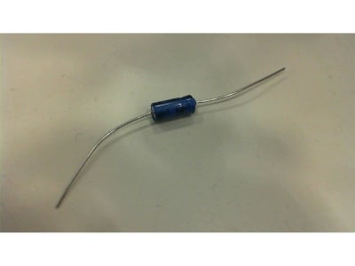 VISHAY MAL203038688E3