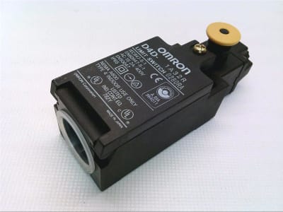 OMRON D4D-1A32R