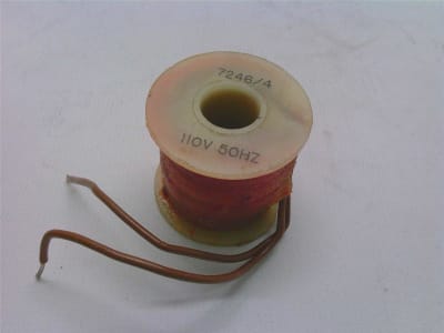 GENERIC 7246/4-110V/50HZ