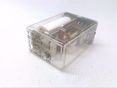 SIEMENS V23005-B0004-F104