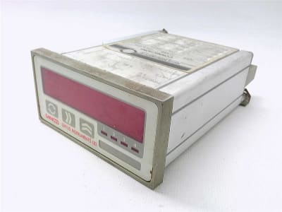 STATUS INSTRUMENTS DM4000U-00-03-000-110V