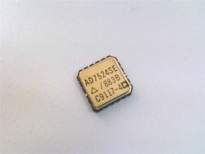 ANALOG DEVICES AD7524SE/883B