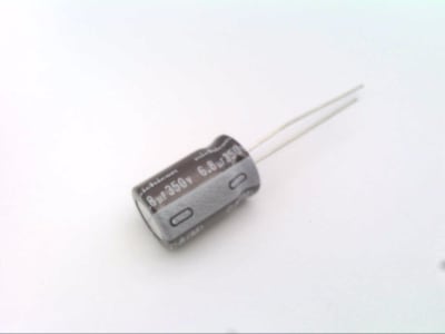 NICHICON UCA2V6R8MPD