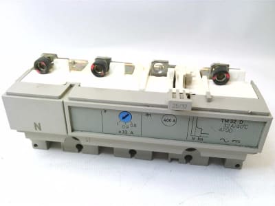 SCHNEIDER ELECTRIC LV429055