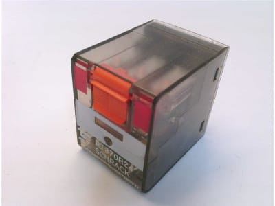 TE CONNECTIVITY PT370R24