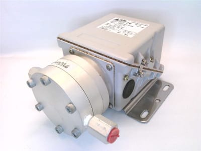 DELTA CONTROLS W3061DE104A