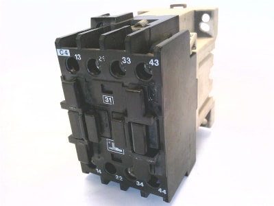 LOVATO C4.31-24V/50HZ-29V/60HZ