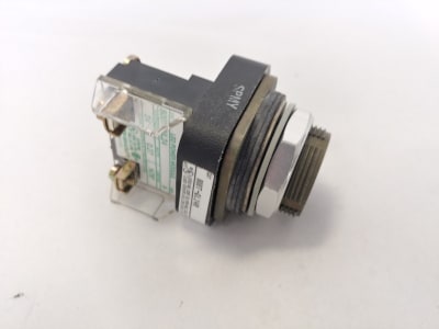 ALLEN BRADLEY 800T-QL24