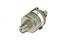 WHITMAN CONTROLS J7054F52L