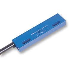 MULTICOMP C/03