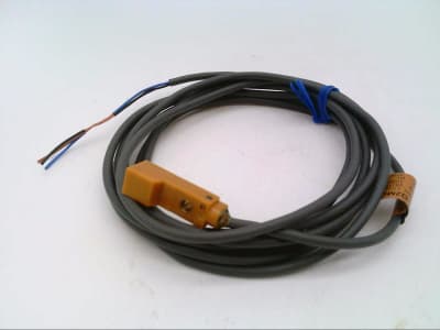 OMRON TL-Q2MC1