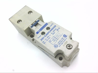 SCHNEIDER ELECTRIC XS7-C40PC440H29