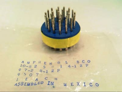 AMPHENOL 97-28-12P