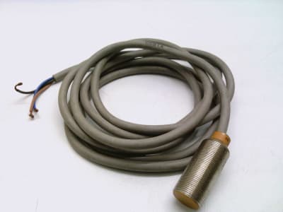 OMRON TL-X5C1-GE