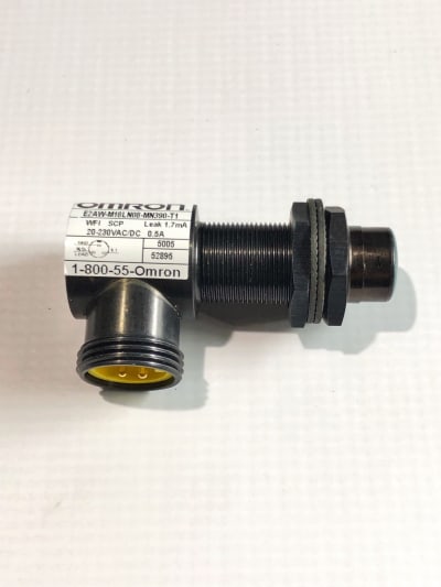 OMRON E2AW-M18LN08-MN390-T1