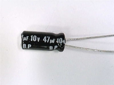 NICHICON UVP1A470MDD