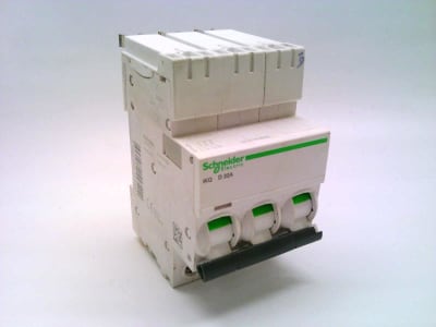 SCHNEIDER ELECTRIC A9F58332