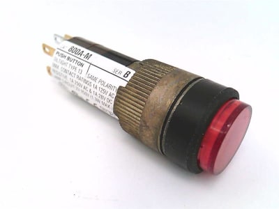 ALLEN BRADLEY 800A-M2AR24