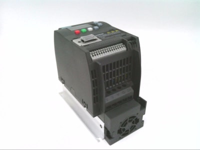 SIEMENS 6SL3210-5BE21-5UV0