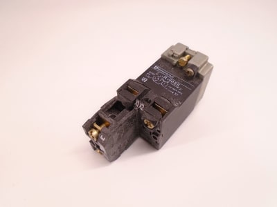 SCHNEIDER ELECTRIC ZB2BW0951