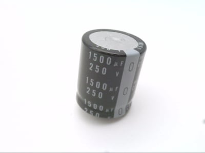 NICHICON LLS2E152MELC