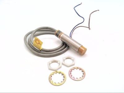 OMRON TL-XDB8M
