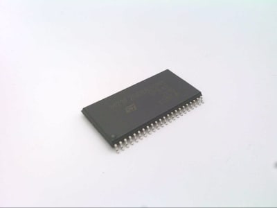 ST MICRO M29F200BB-70M1