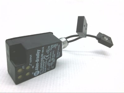 ALLEN BRADLEY 871D-JW2G100A-R5