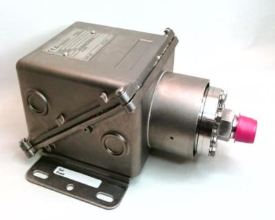 DELTA CONTROLS AS210AG30HJ02