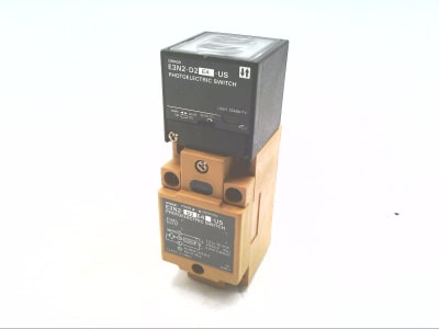 OMRON E3N2-D2E4-US