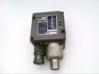SCHNEIDER ELECTRIC 9012ACW1-Z4