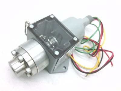 DWYER 1004E-B3-J