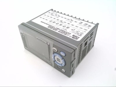 YOKOGAWA UM33A-000-11/LP