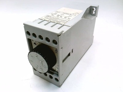 DOLD AA7562.32 AC50HZ 110V 0,2-30S