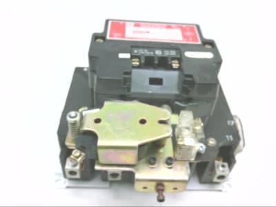 SCHNEIDER ELECTRIC 8903SQO12V02