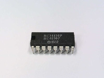 NXP SEMICONDUCTOR MC74450P