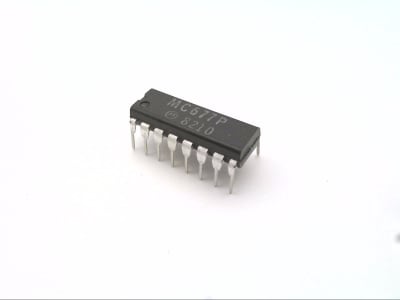 NXP SEMICONDUCTOR MC677P
