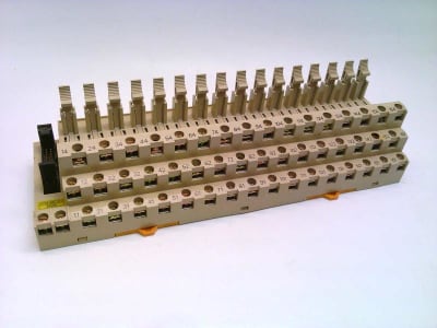 OMRON G7OAZOC163DC24V