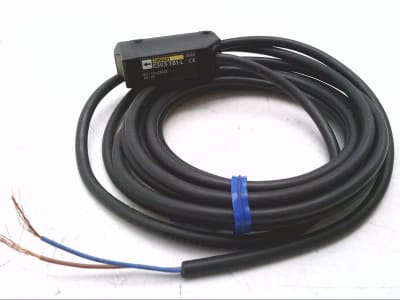 OMRON E3V3-T61-L