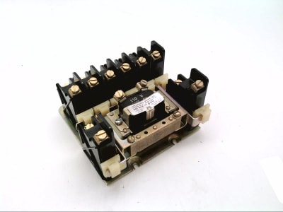 STRUTHERS DUNN RELAYS 601-8-8S0-110V