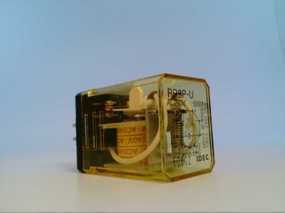 IDEC RR2P-UAC240