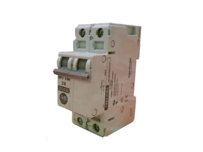 ALLEN BRADLEY 1492-CB2-DG-030