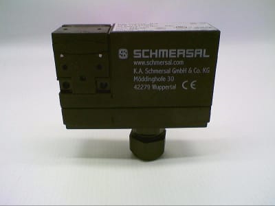 SCHMERSAL AZM 170-02ZRKA 230VAC