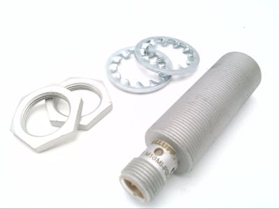 BALLUFF BES M18MI-PSC70B-S04G-W