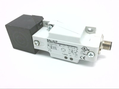 BALLUFF BES-517-132-P3-H-S4