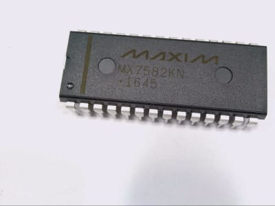 MAXIM INTEGRATED PRODUCTS MX7582KN+