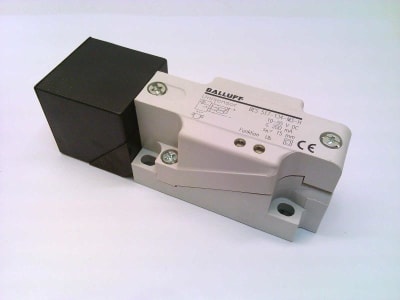 BALLUFF BES 517-134-P3-H