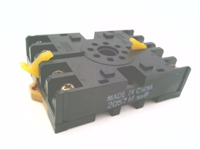 OMRON P2CF08